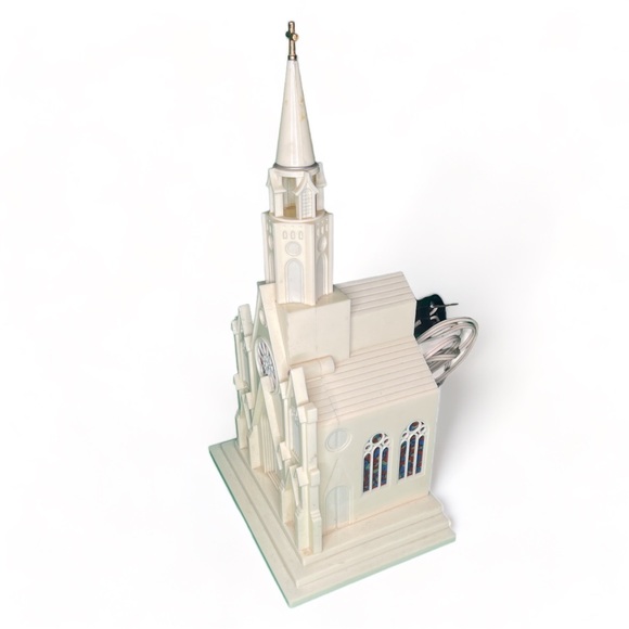 MAKE AN OFFER!! Vintage HTF Paramount Holiday Musical Cathedral - Picture 4 of 4